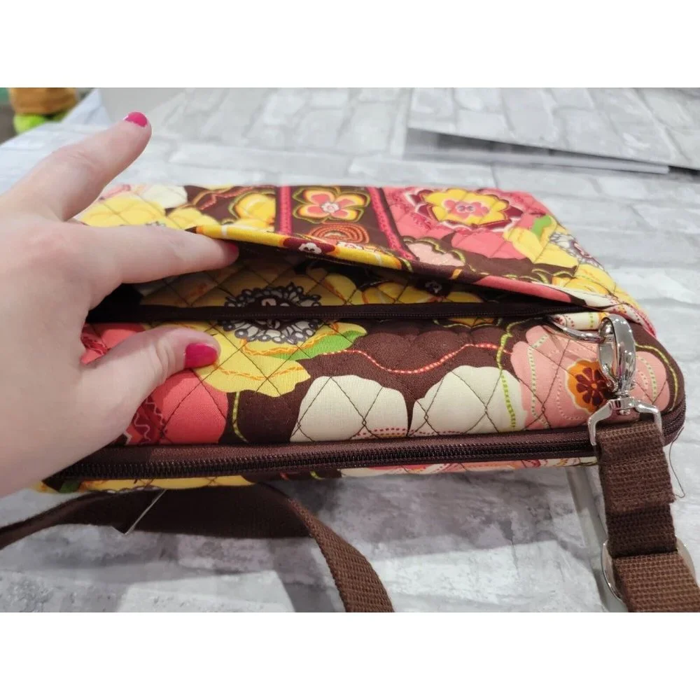 Vera Bradley Buttercup Hard Shell Tablet Case 1/2010 Retired Brown Laptop Floral